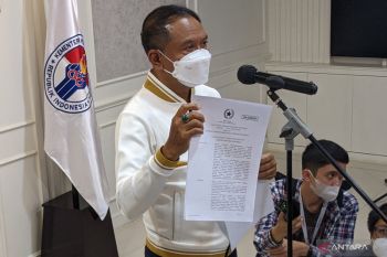 Presiden Jokowi tanda tangani Keppres WNI untuk pesepak bola Sandy Walsh dan Jordi Amat