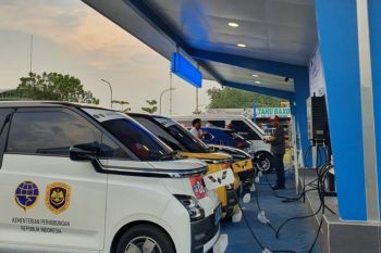 Kemenhub dukung kendaraan listrik sebagai angkutan umum