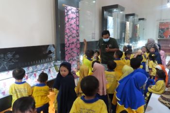 Kunjungan wisatawan meningkat, PAD Museum Batik Pekalongan optimistis tetcapai