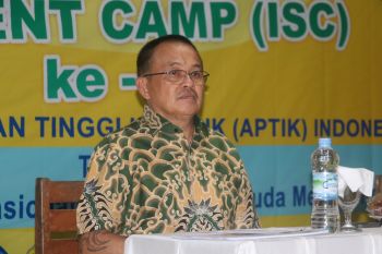 Tomohon mengemas festival bunga internasional berbasis ekowisata