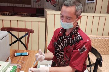 Menjaga kesehatan warga Pulau Legundi