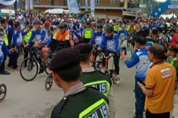 Gubernur Sumsel lepas 3.000 peserta pesepeda Sriwijaya Ranau Grand Fondo