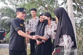 Pemkab Gunung Mas kenalkan pertanian kepada siswa SMA