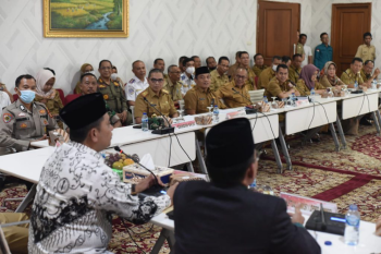 Pemprov Sumsel dorong kabupaten/kota perkuat sistem pengaduan online.