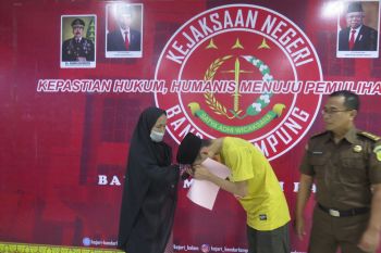 Kejaksaan hentikan penuntutan terhadap tersangka pencurian sepeda motor