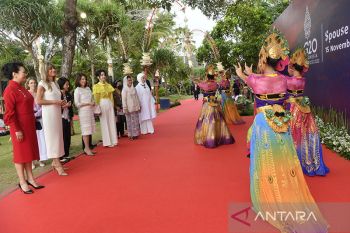 Pasangan kepala negara G20 nikmati keragaman Budaya Indonesia dalam "Spouse Program"