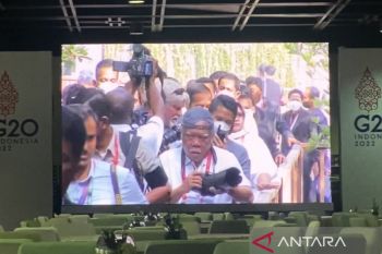Basuki Hadimuljono jadi fotografer Jokowi di Tahura Ngurah Rai
