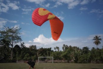 TNI AU  dukung kejuaraan internasional paralayang di Parigi Moutong