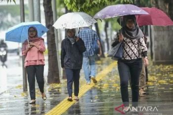 BMKG prakirakan sejumlah kota besar diguyur hujan ringan
