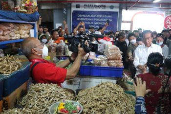 Presiden blusukan di Pasar Badung - Bali