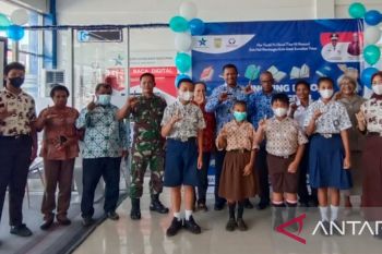 Pemkot Jayapura luncurkan Pojok Baca Digital di Terminal Entrop