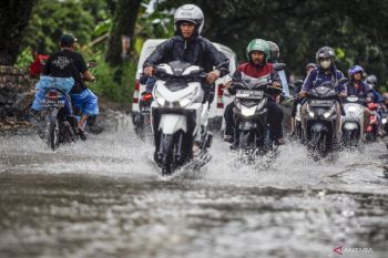 BMKG memprakirakan hujan guyur sebagian besar wilayah di Tanah Air