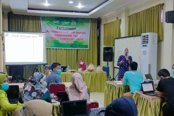 Dinkes Sinjai tingkatkan kualitas laboran kesehatan untuk menjamin diagnosis TBC