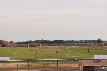 Lima klub sepak bola perebutkan Piala Gubernur Kepri 2022