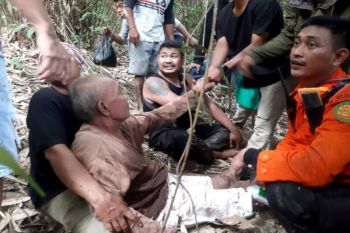 Tim SAR gabungan temukan kakek yang hilang di hutan Alioka Konawe