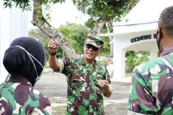 Museum Pusat TNI AU meningkatkan kunjungan dengan pameran di Surabaya