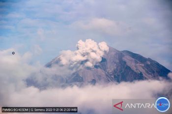 Status Gunung Semeru jadi Awas