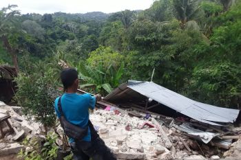 Kerusakan rumah akibat gempa di Kupang bertambah