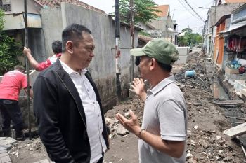 Dipasang "box culvert", Kawasan padat Menur diharapkan bebas banjir