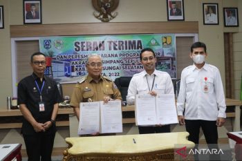 Sarana TPS3R Akrab dan Simpang Sepuluh diserahterimakan