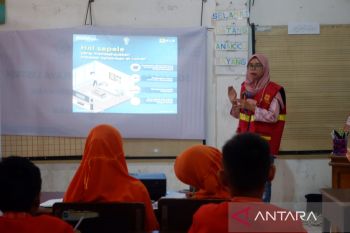 PLN UP3 Solok edukasi generasi muda untuk peduli K2