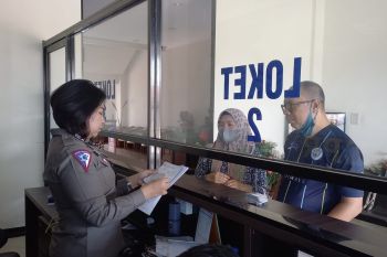 Polda Kepri terima denda titipan tilang warga negara Singapura