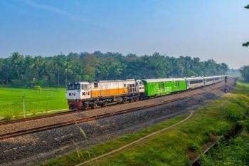 Daop 6 Yogyakarta mrnyiapkan sembilan KA tambahan libur akhir tahun