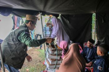 PBNU salurkan makanan siap santap bagi warga terdampak gempa Cianjur
