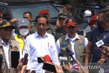 Presiden Jokowi pastikan evakuasi hingga distribusi logistik pascagempa di Cianjur