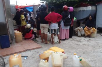 Jelang Natal harga minyak tanah di Kupang tembus Rp15.000 per liter