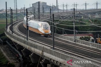 Dua warga China meninggal dalam kecelakaan kereta cepat di Bandung