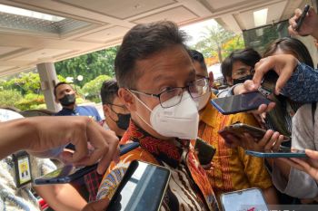 Menkes minta seluruh pihak hadapi peningkatan kasus COVID-19 dua pekan ke depan