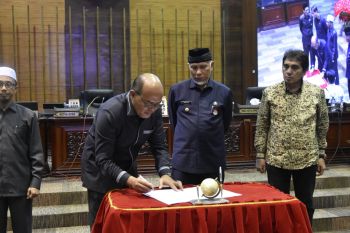 DPRD-Pemprov Sumbar sepakati APBD 2023 Rp6,7triliun