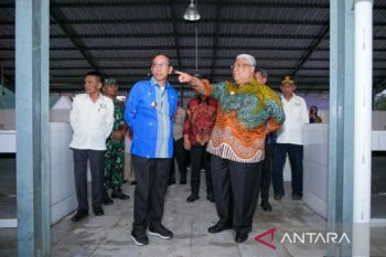 Gubernur Ali Mazi berharap Pasar Sore Ompu majukan ekonomi daerah