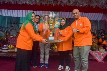 Ditutup Bupati, Disdik Bengkalis juara umum Jambore HUT PGRI