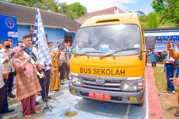 Bus sekolah gratis disediakan bagi pelajar di dua kecamatan di wilayah OKI