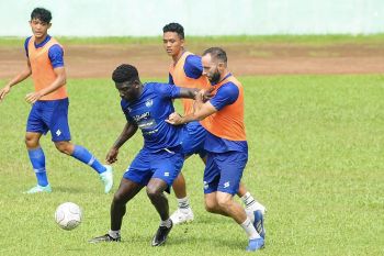 Tim Arema FC fokus bangun kerja sama tim