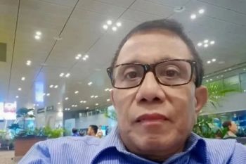 Catatan  Hendry Ch Bangun - Fenomena ruang medsos dan kearifan manfaatkan waktu