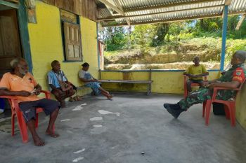 Koramil Biak Barat lakukan anjangsana dengan warga binaan