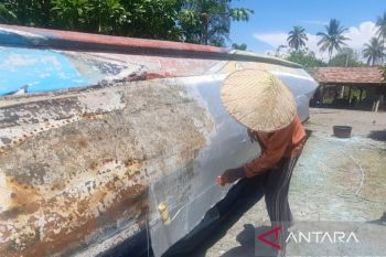 Agar lebih tahan, Pemkot Pariaman dorong nelayan lapisi kapal tangkap dengan fiber