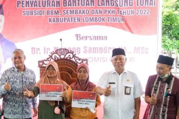 Pemkab Lombok Timur mengalokasikan dana Rp8 miliar untuk bansos