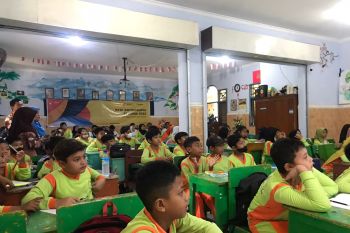 Direktorat Jenderal Pajak ajari siswa di Mataram terkait anti korupsi