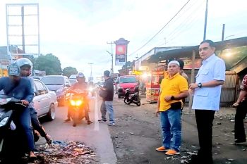 Legislator Ade Rezki bantu rehab Jalan Nasional di Sumbar