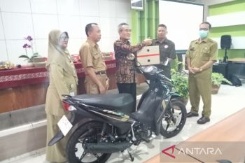 Pemkab Bantul fasilitasi sarana transportasi petugas inseminator ternak sapi