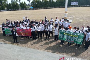Puluhan guru P3K lulus "pasing grade" lakukan demo