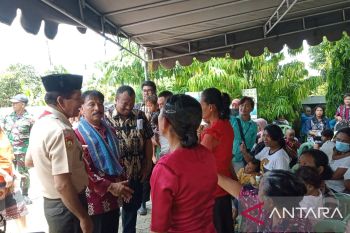 Pemkot Kupang bantu sembako bagi ibu hamil