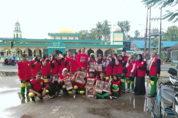 PMI Natuna salurkan bantuan korban gempa Cianjur