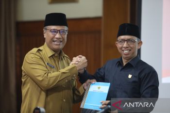 Pemkot Bukittinggi apresiasi Ranperda Penyelenggaraan Pendidikan