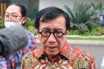 Yasonna sebut tak ada gunanya menginap di DPR protes KUHP