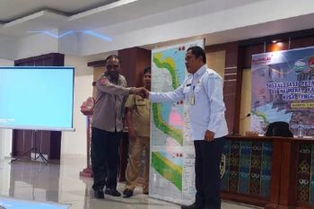 BMKG sosialisasikan peta bahaya tsunami di Maumere, Sikka